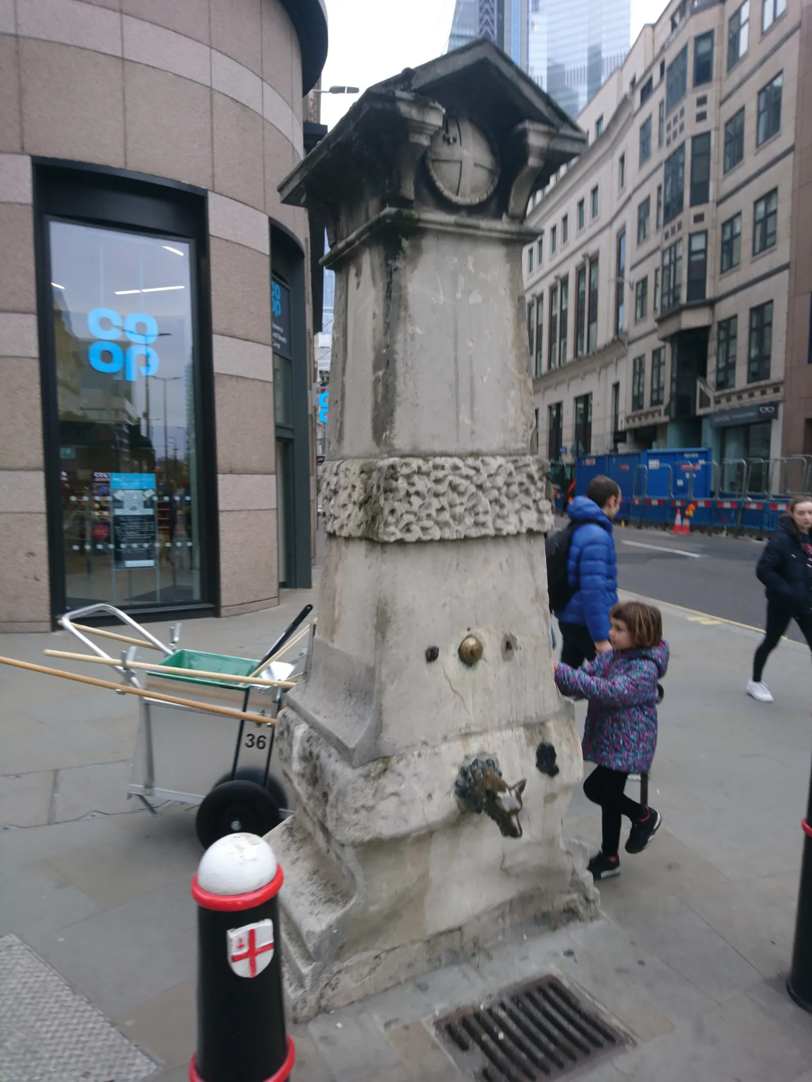 Aldgate Pump vor der Restauration