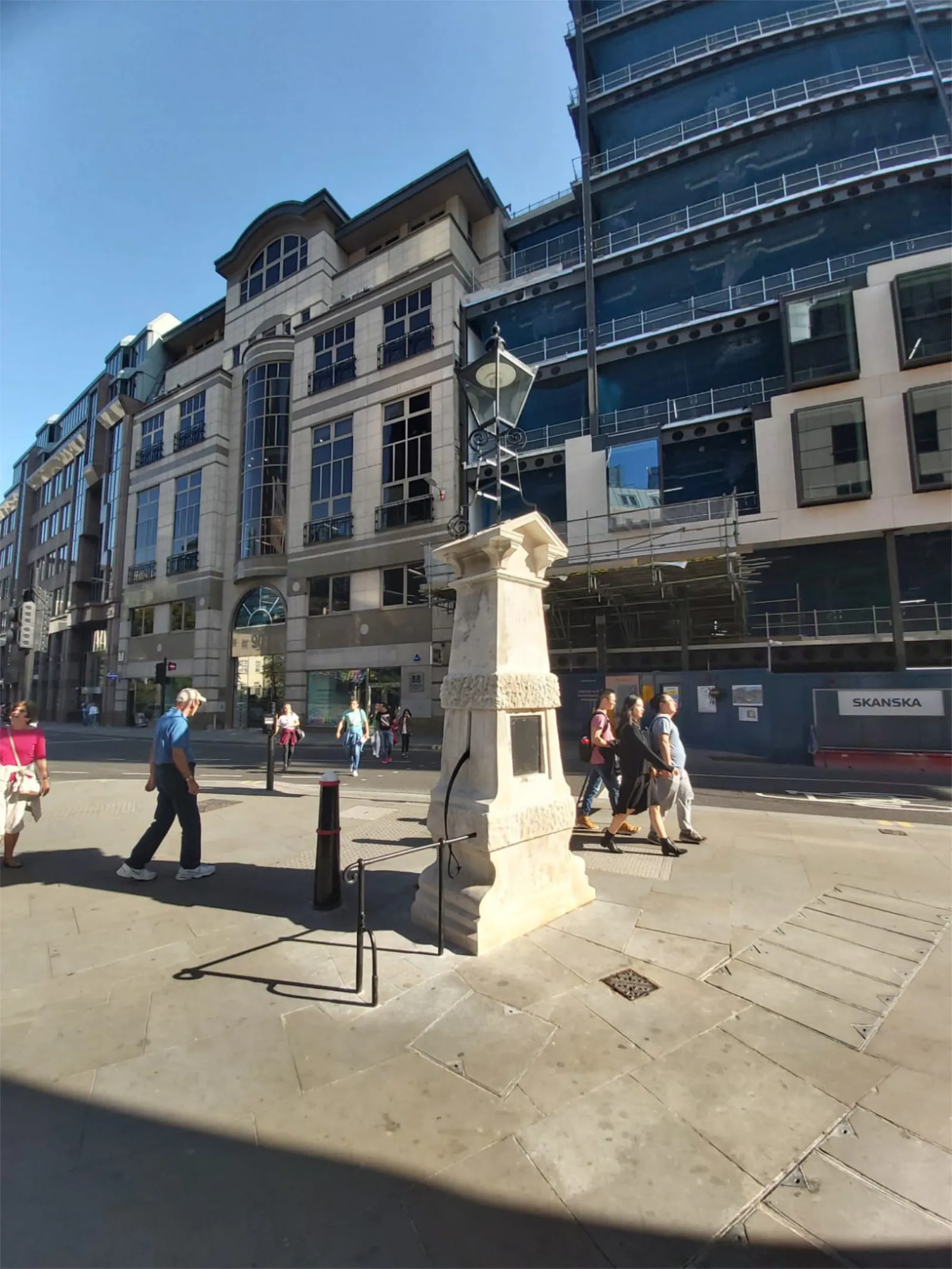Restaurierte Aldgate Pump